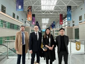 Spotkania delegacji WFPiK z władzami uniwersytetów w Kazachstanie