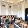 Uczestnicy konferencji dyskutują w Sali Śniadeckich.