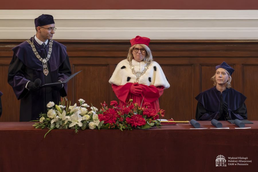 Dziekan WFPiK wita Rektor UAM.