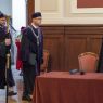 Dziekani WFPiK ubrani w fioletowe togi wkraczający do Auli Lubrańskiego.